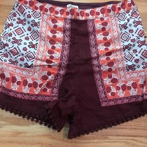Hollister flowy shorts